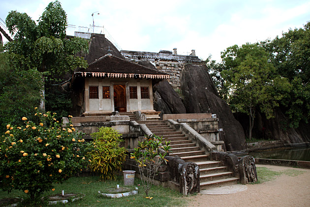 Read more about the article Creeped Out at Isurumuniya Temple