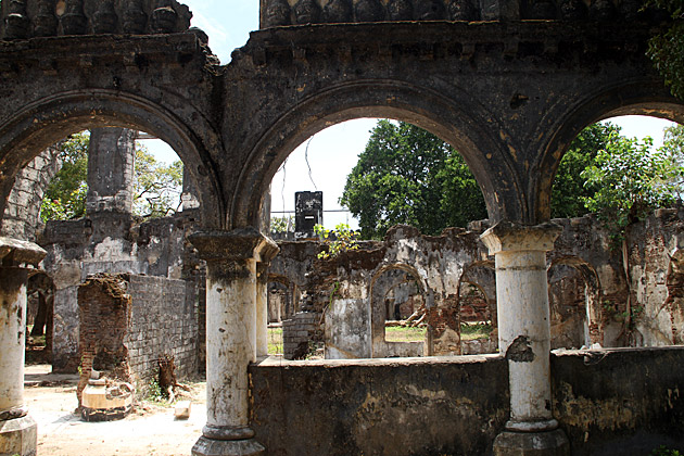 Read more about the article The Modern Ruins of Jaffna Town